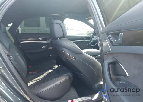 2014 Audi S8 4.0T z USA, uszkodzony, nr VIN WAUD2AFD9EN004471